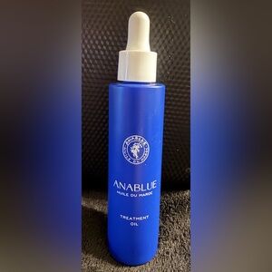 Anablue treatment oil 1.5oz NWT Leave